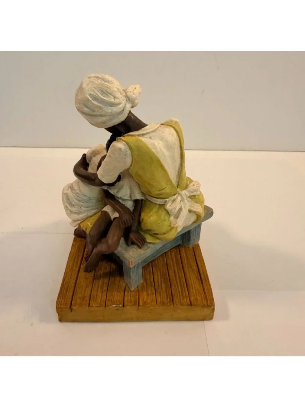 Vintage Annie Lee Loving Arms Sass n Class African American Figurine 1998